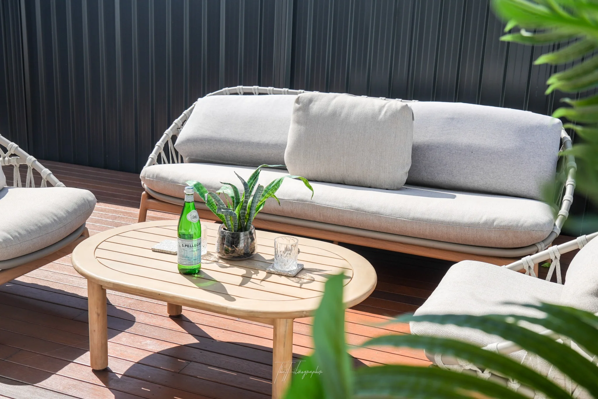 Outdoor real estate patio and furniture photography